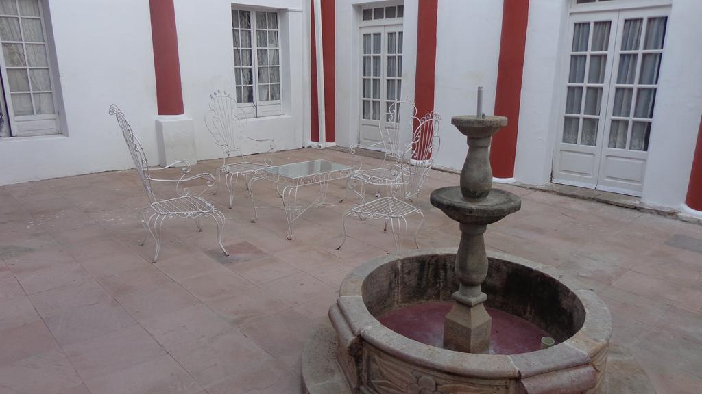 סוקרה Casa Solariega Hostal B&B מראה חיצוני תמונה